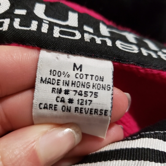 Authentic vintage 90’s B.U.M. Equipment Sweater fuchsia - Picture 10 of 11